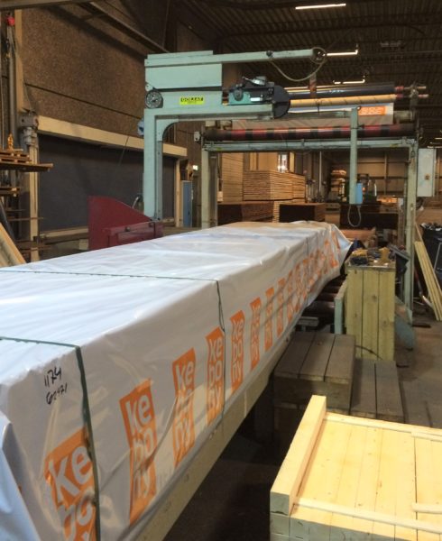 Strapping Machines: GOLIAT SEMI-AUTOMATIC STRAPPING STATION