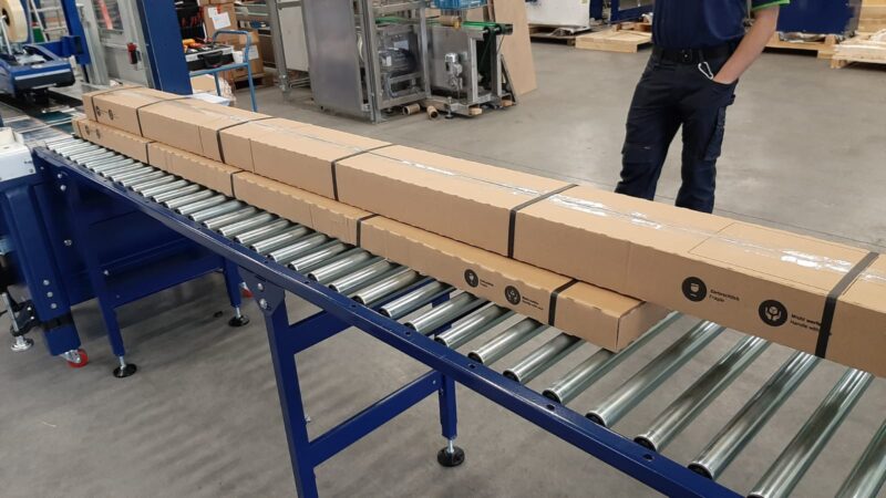 FLEJADORA Y SELLADORA DE CAJAS: AMPAG KOMBI