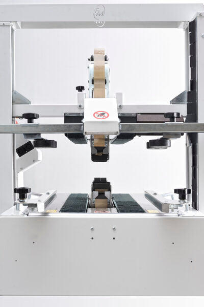 SEMIAUTOMATISK KASSEFØLGER: CT 303 TB